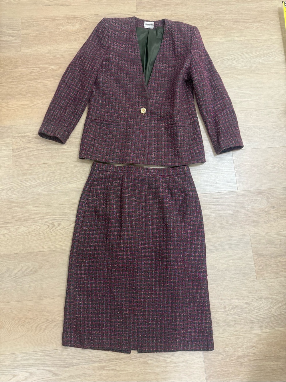 Country Suburbans Vintage Women's Two-Piece Tweed Skirt Suit - Burgundy/Purple L